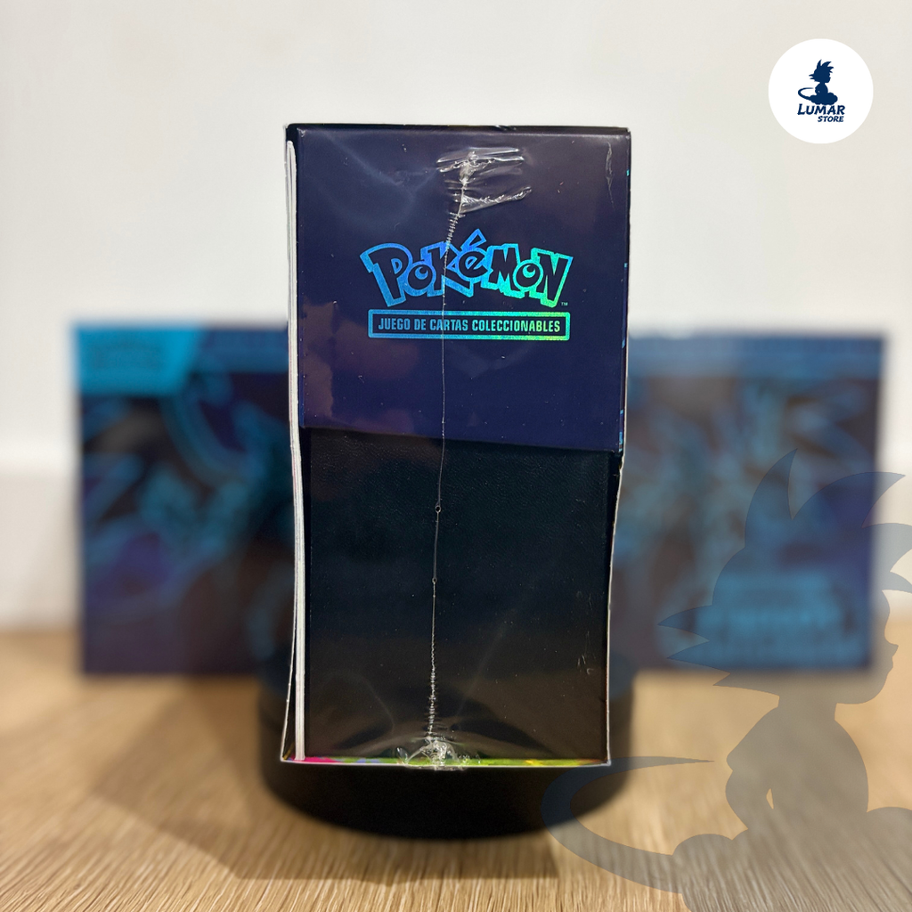 Caja de Entrenador Élite Pokémon – Fuegos Fantasmales (ETB) Español