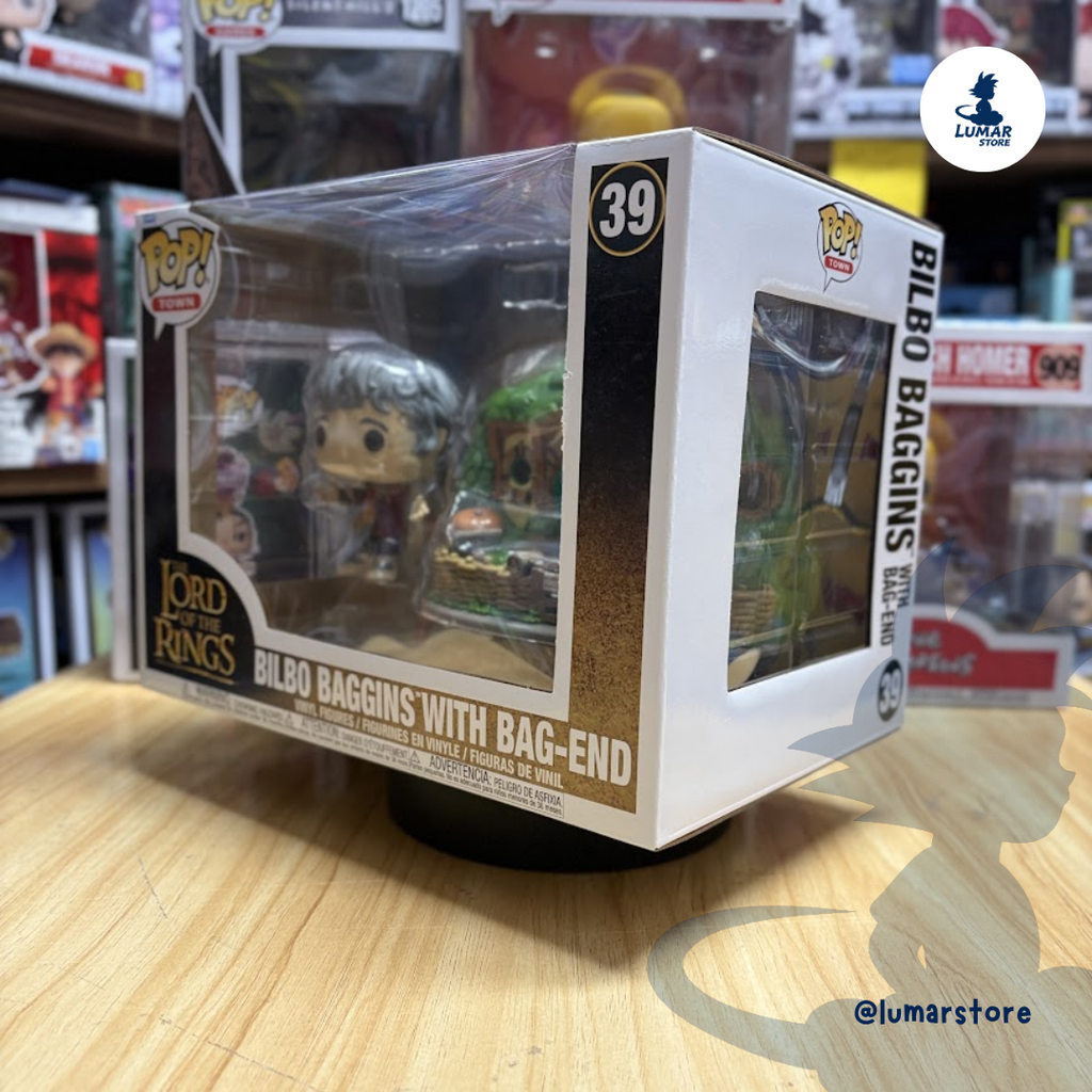 Figura Funko POP! Town: Bilbo Bolsón con Bolsón Cerrado (El Señor de los Anillos) #39