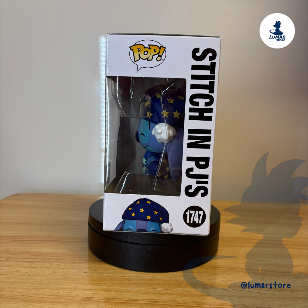 Funko POP! 1747 - Stitch in Pj's [Exclusivo GITD] | Disney: Lilo & Stitch