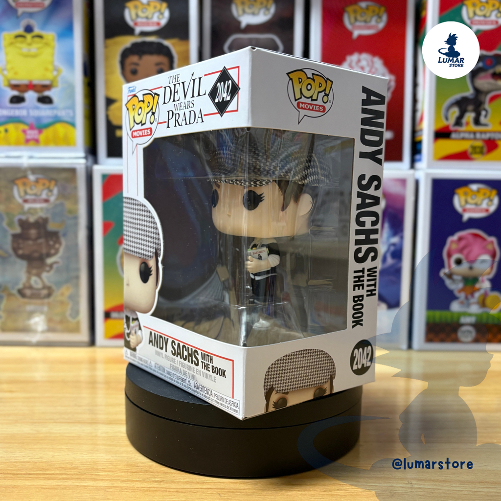 Funko Pop! Movies: El Diablo Viste de Prada #2042 Andy Sachs with Book