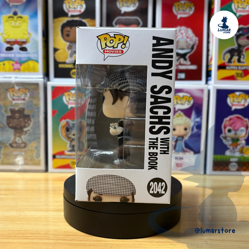 Funko Pop! Movies: El Diablo Viste de Prada #2042 Andy Sachs with Book