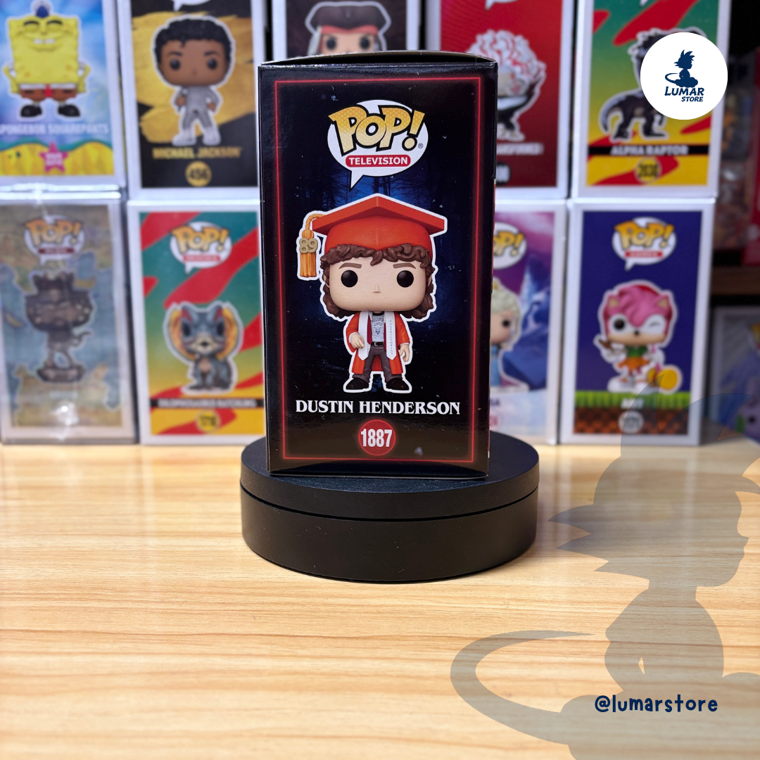 Funko Pop! Television: Stranger Things #1887 Dustin Henderson (Graduation)