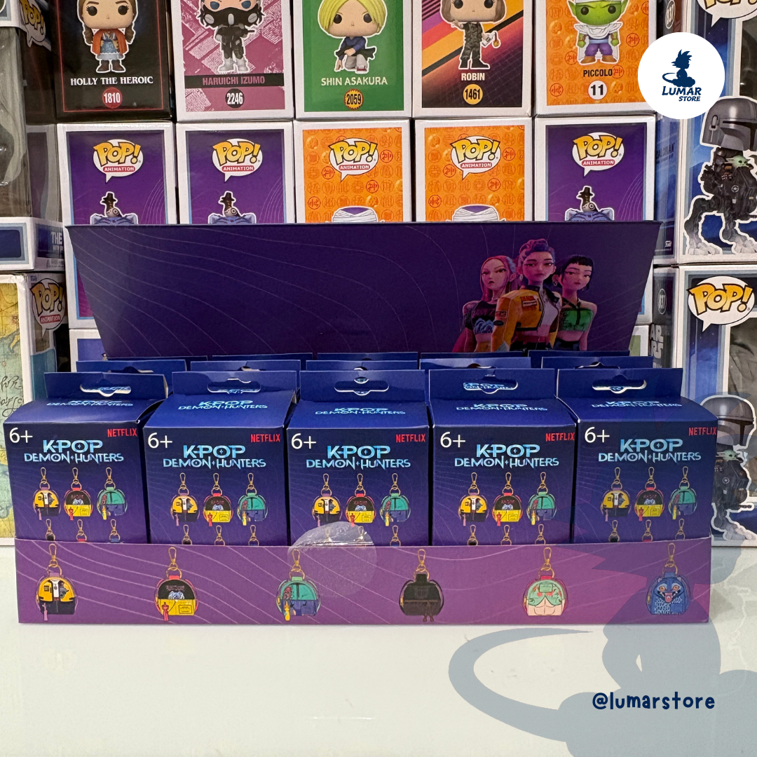 Loungefly: Llavero Mini Mochila Mystery Box - Huntrix K-Pop Demon Hunters